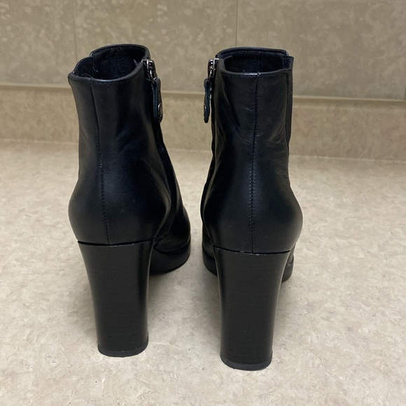 Geox Respira black leather, heeled booties in size 9 - Picture 2 of 6